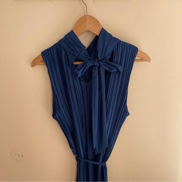 NWT DKNY Pleated High Neck Bow Sash Cocktail Midi Dress, Size 8 - Picture 7 of 12